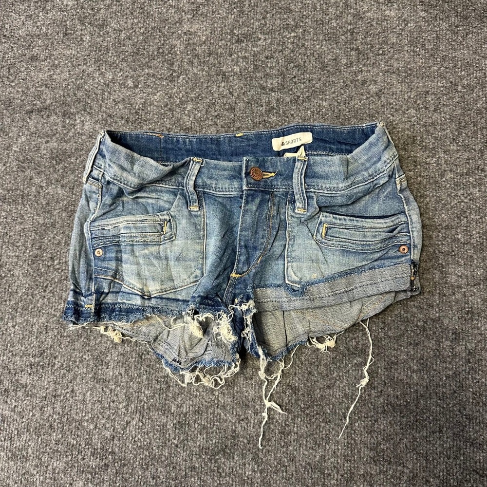 H&M &Denim Shorts Womens Size 6 Blue Distressed Cutoff Low Rise Raw Hem Casual